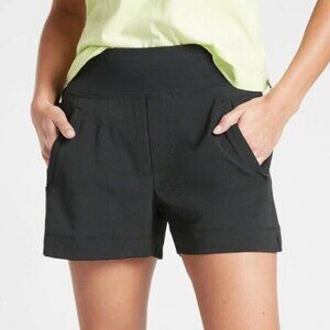 Athleta Trekkie North Short Black